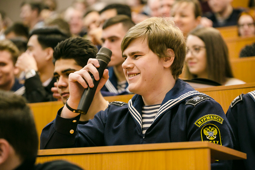 Russian students 2. Студент парни МГТУ фото. См7 помогите подготовиться в Бауманку магистратура. МГТУ Андрей Николаев лекции.