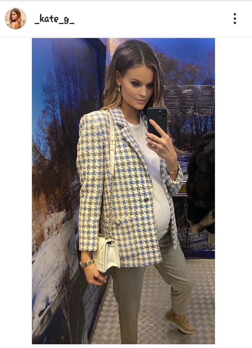 Ангел Victoria Secret поделилась «беременным» фото - Мурманское  Информационное агентство СеверПост.ru