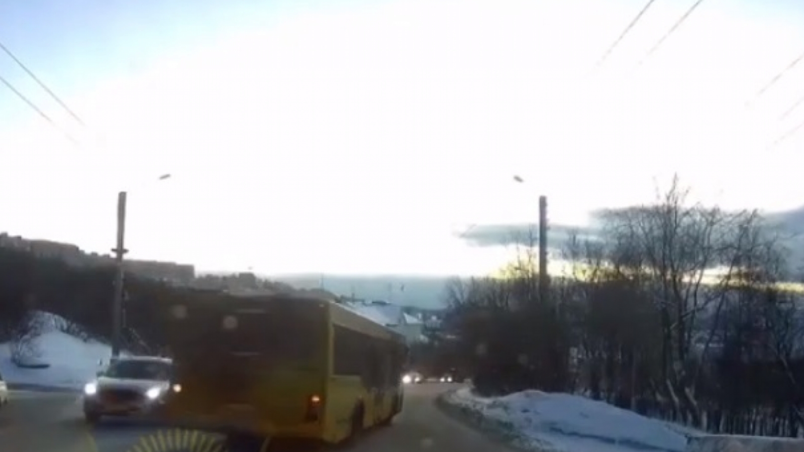 В Мурманске замечен автобус-нарушитель [видео]
