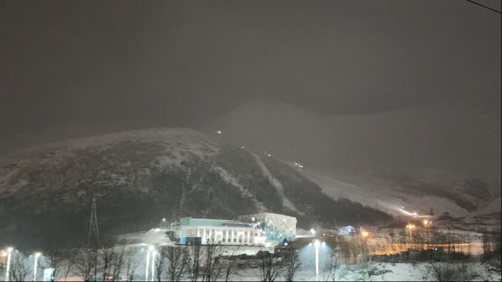 Кировская горнолыжная школа к концу апреля закупит зимние костюмы