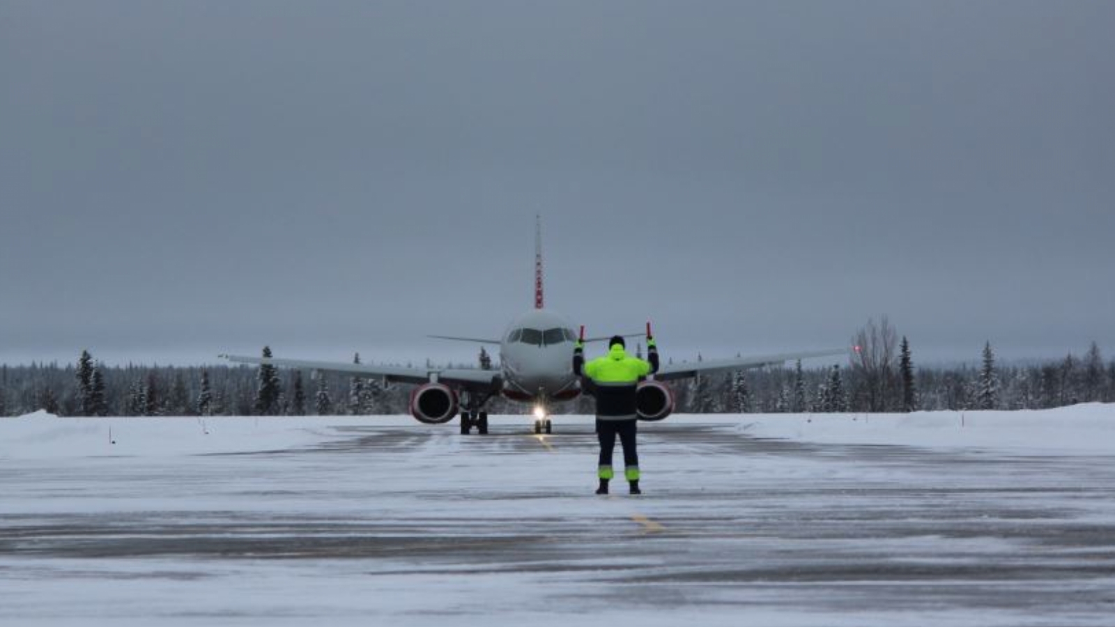 Авиабилеты в Мурманск на 23 февраля сильно подорожали