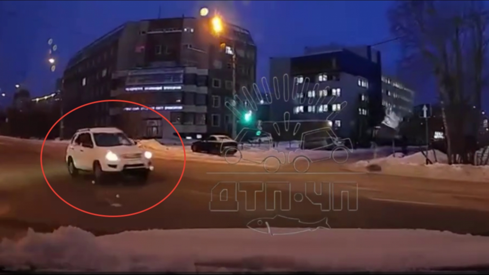 Сонные водители в Мурманске создают опасные ситуации на дороге [видео]