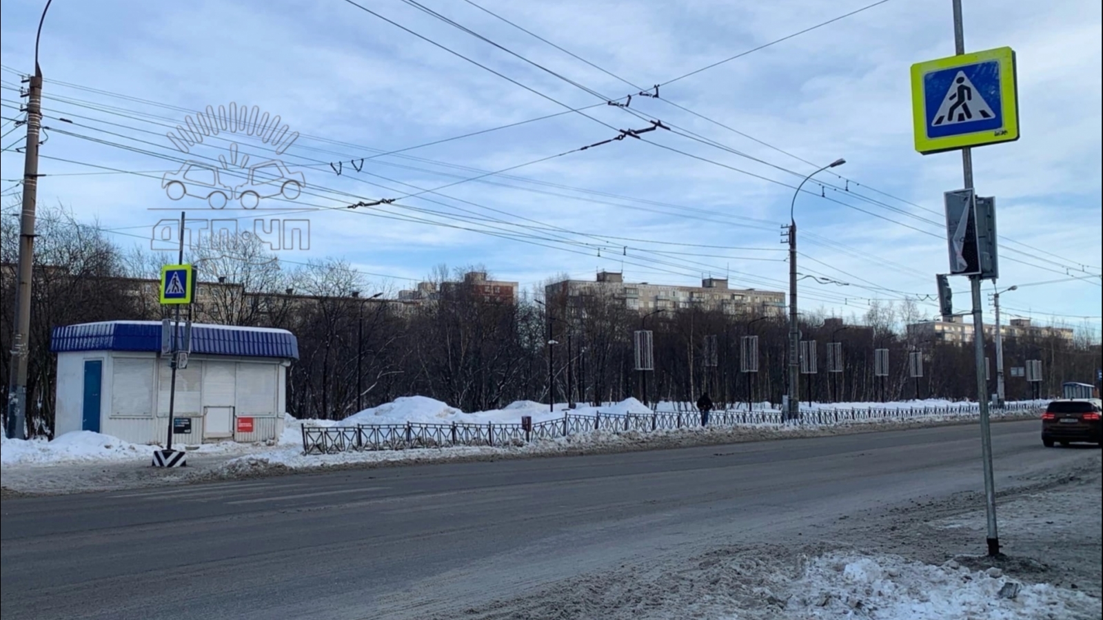 У опасного перехода в Мурманске заработал светофор