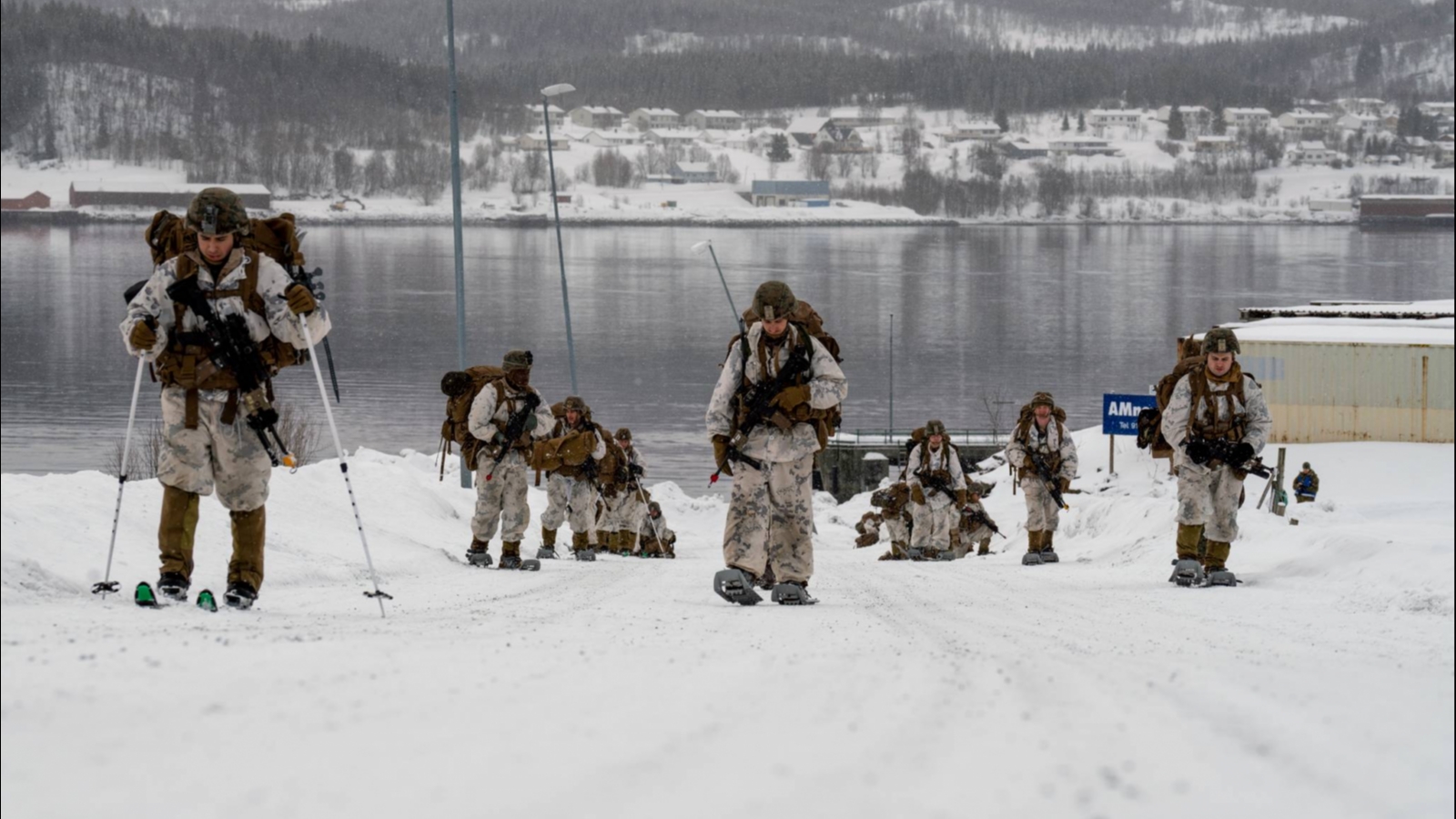НАТО проводит учения в Северной Норвегии