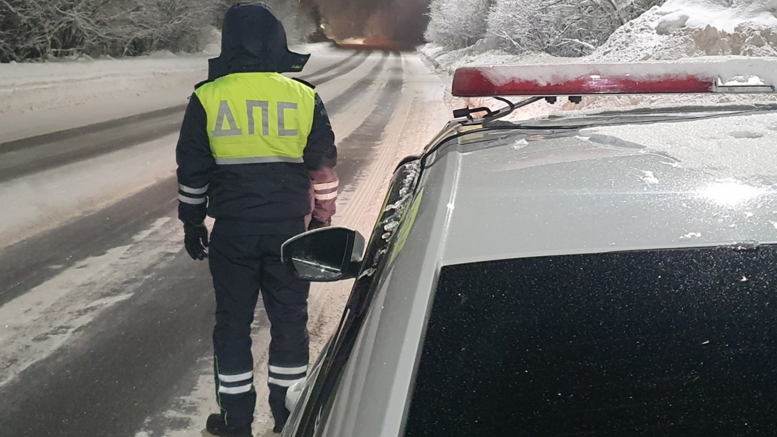 водители каких автомобилей не нарушили