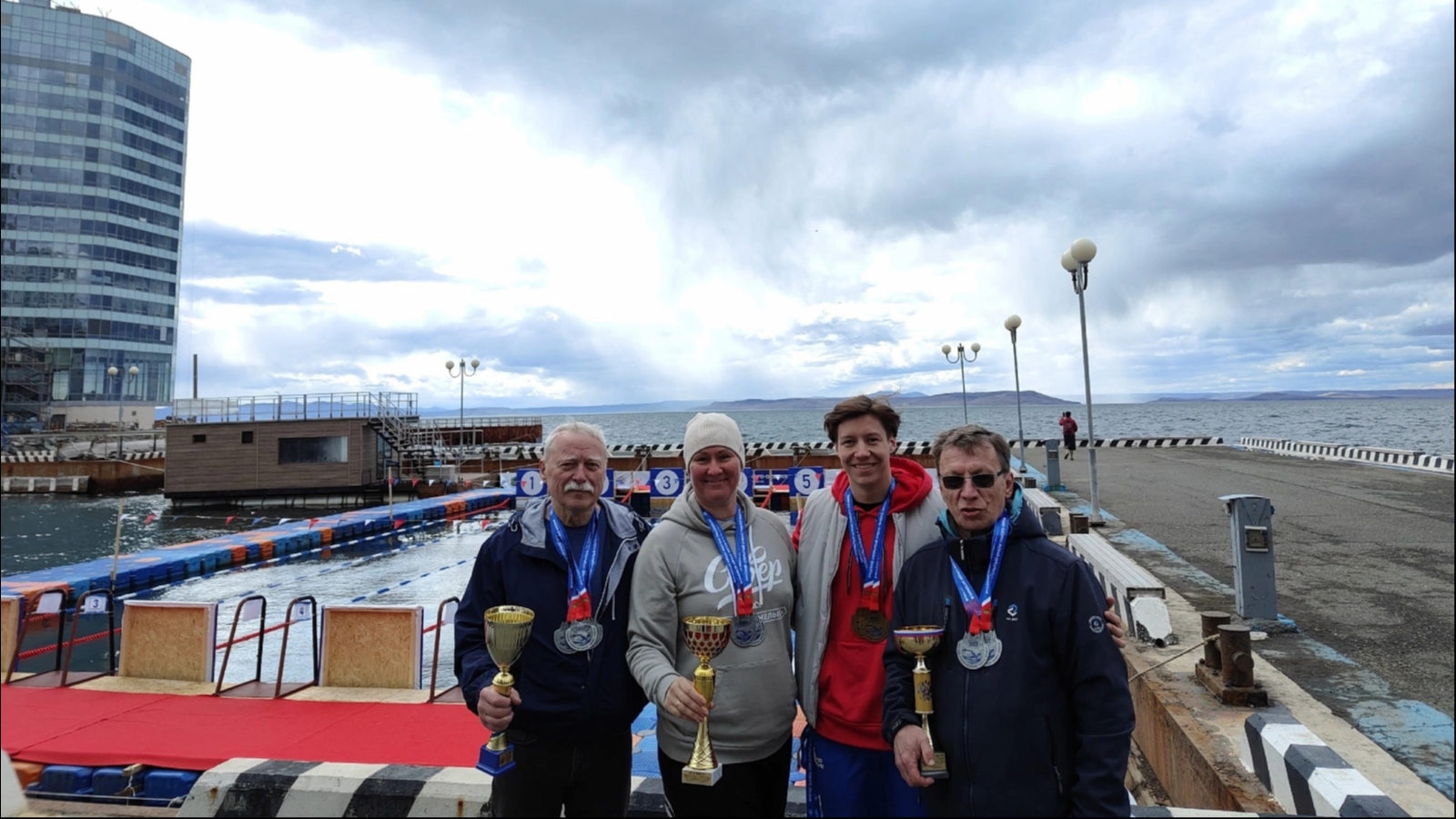 Мурманские «моржи» завоевали медали на соревнованиях во Владивостоке