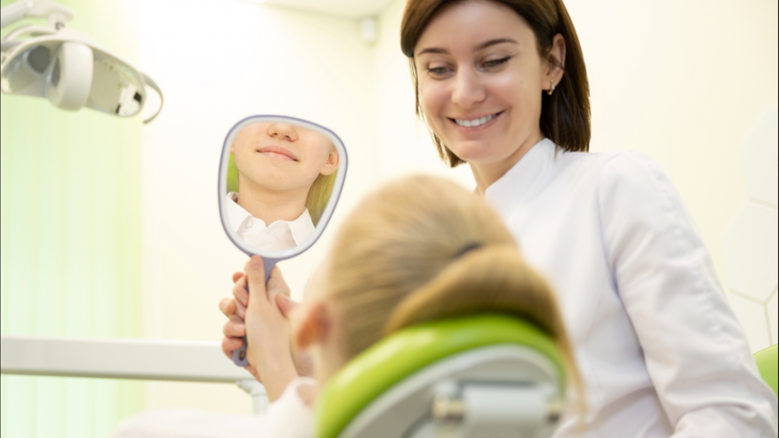 Как подготовить ребёнка к лечению зубов. Советы мурманского стоматолога