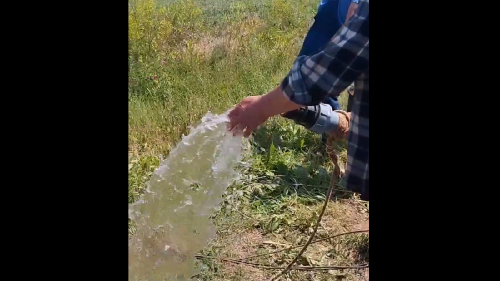 Мурманские специалисты вернули жителям Приморска источники воды [видео]