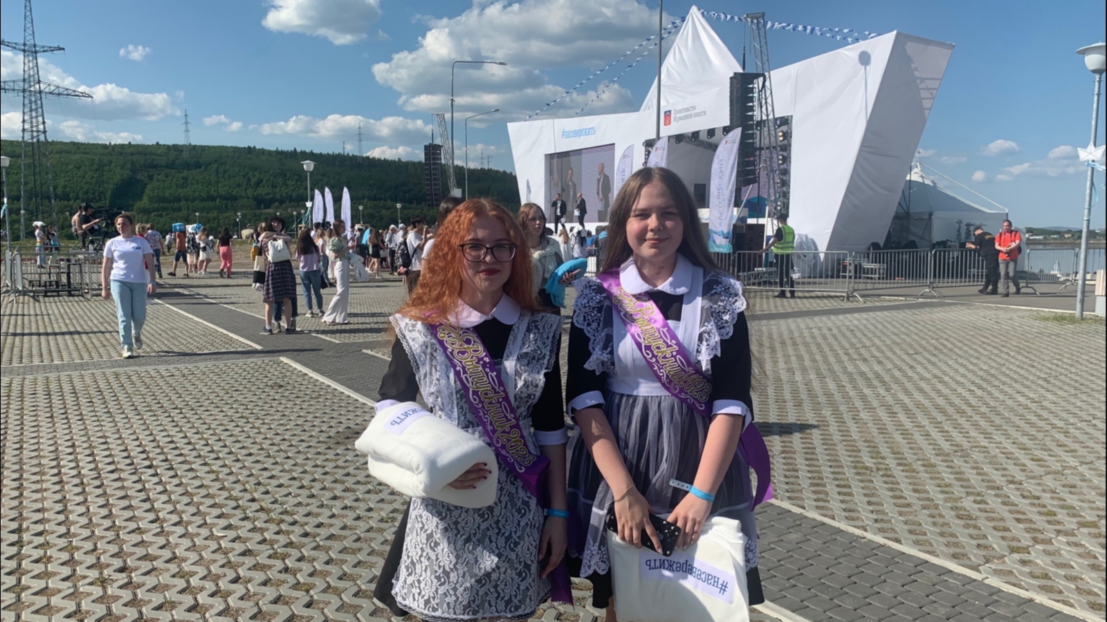 Выпускники со всего Заполярья собрались на фестивале «Арктический берег»
