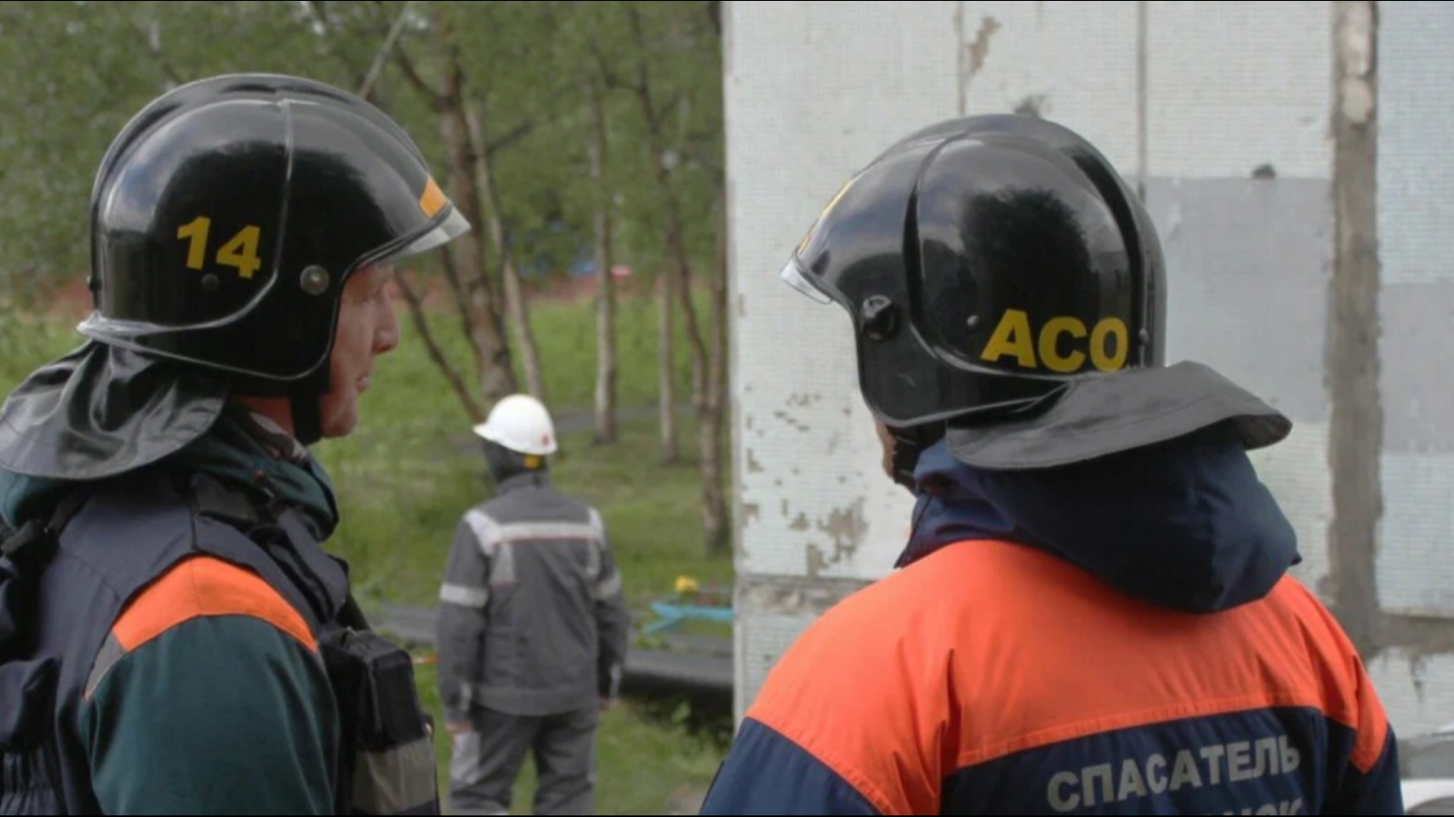 Спасатели потушили пожар в дачном посёлке под Апатитами