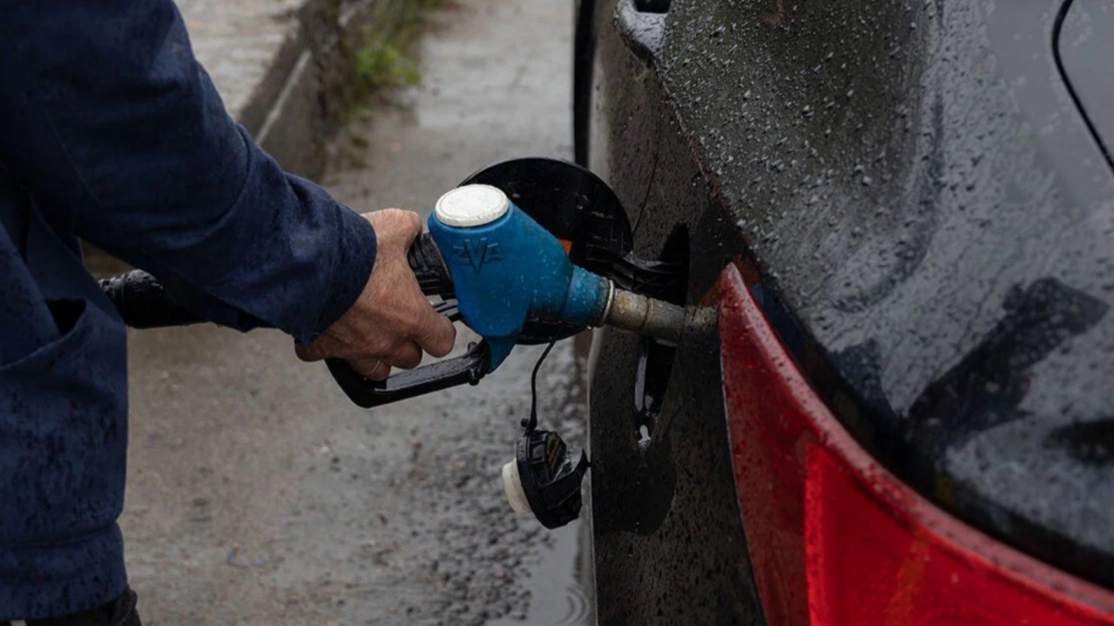 Росстат посчитал цены на бензин в Мурманской области