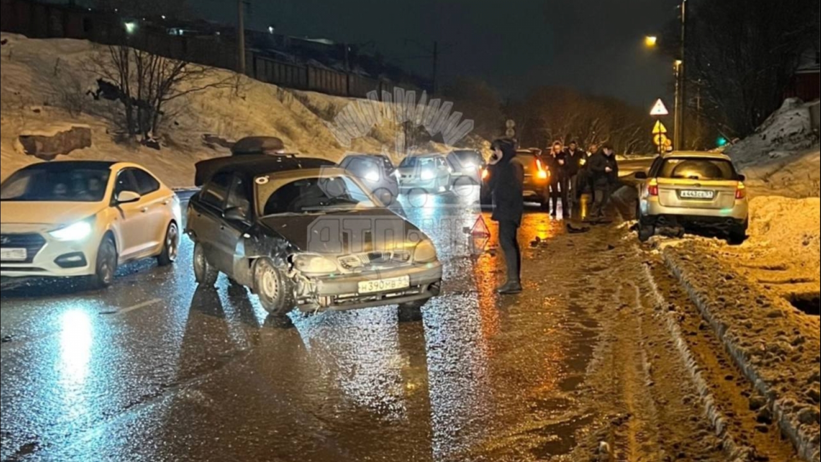 Из-за аварии в Мурманске затруднено движение | 07.11.2023 | Мурманск -  БезФормата