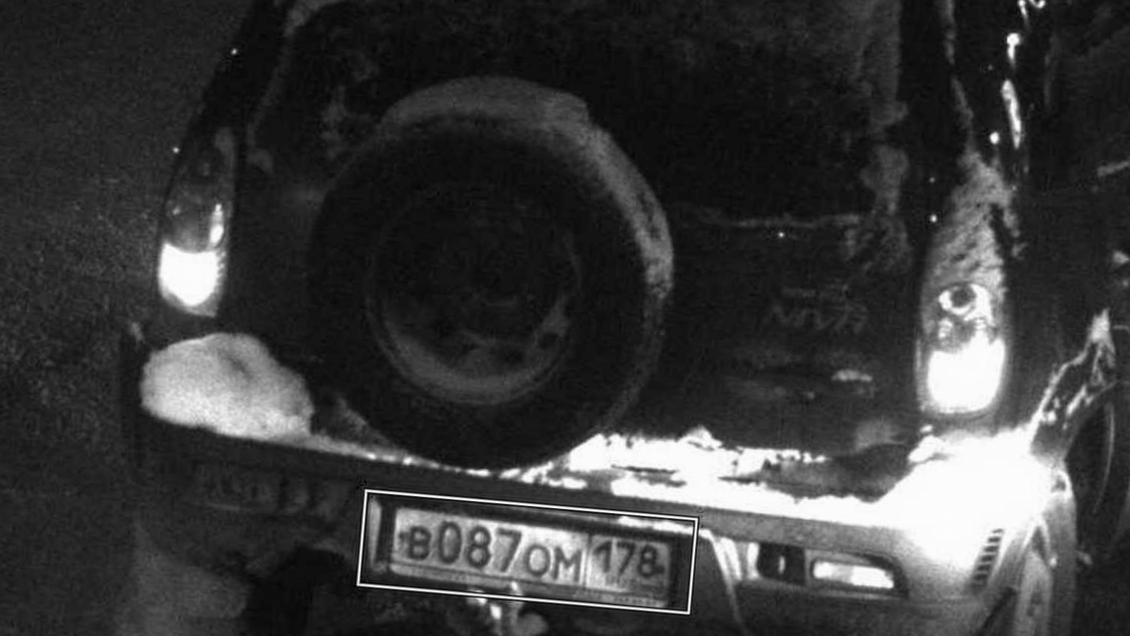  Сбившего девочку водителя разыскивают в Мурманске