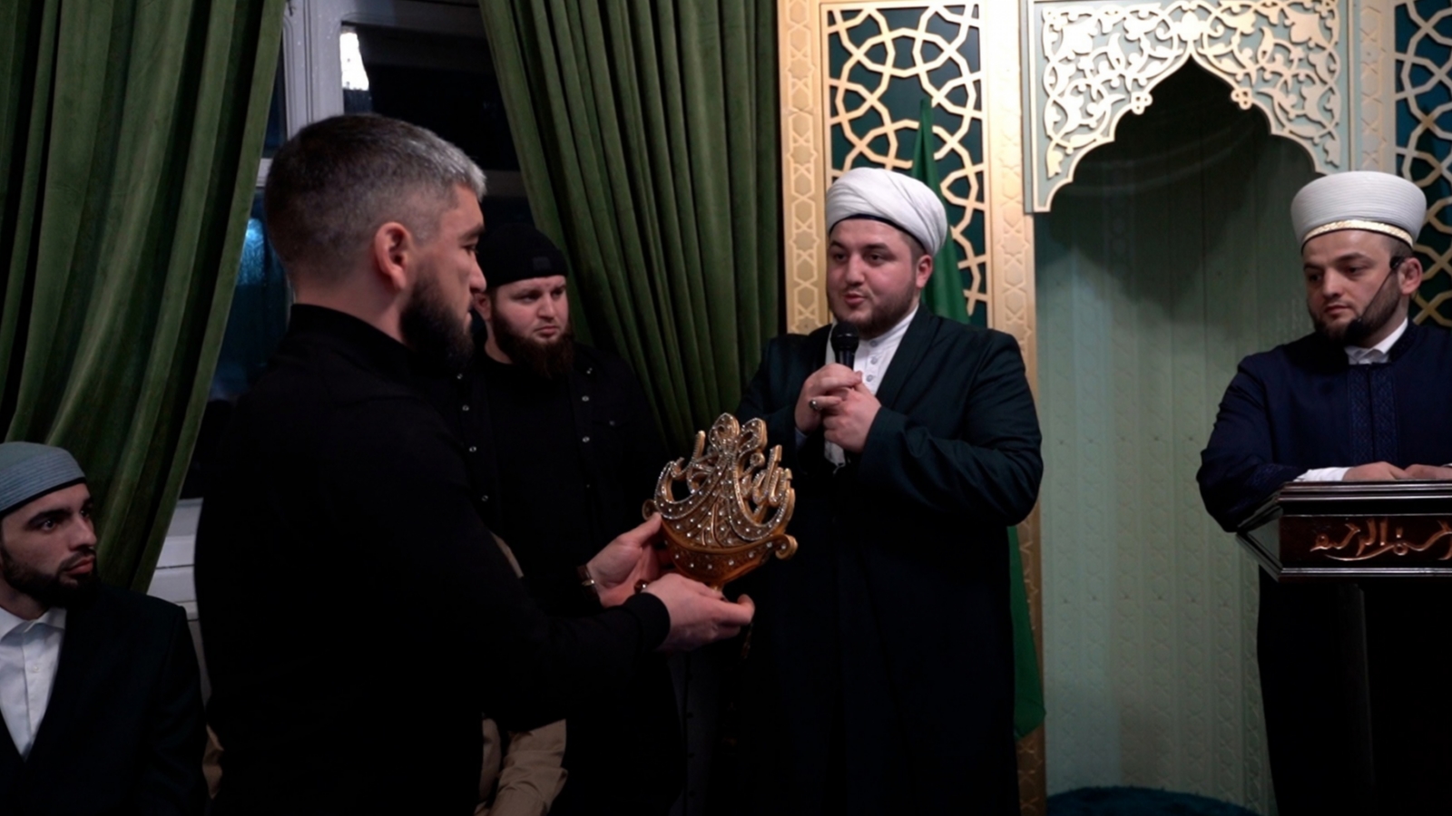 Исламский центр открыли в Полярном