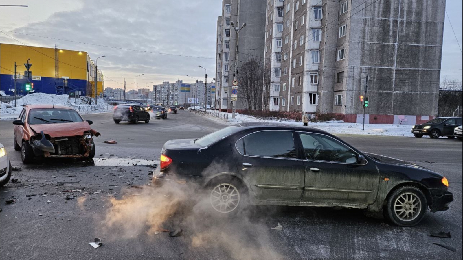 Мурманский водитель нарушил правила и получил возмездие - Мурманское  Информационное агентство СеверПост.ru