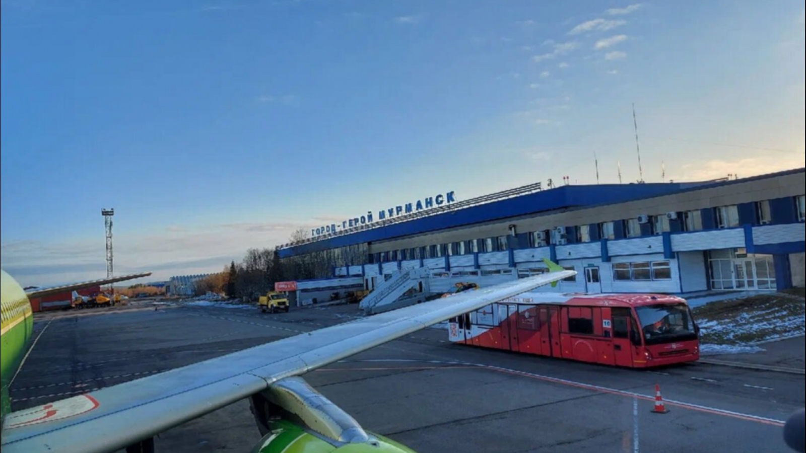 В России предложили создать программу поддержки аэропортов Арктики