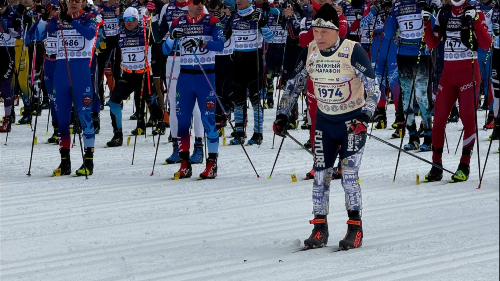 Старт лыжного марафона дал «зубр» спорта