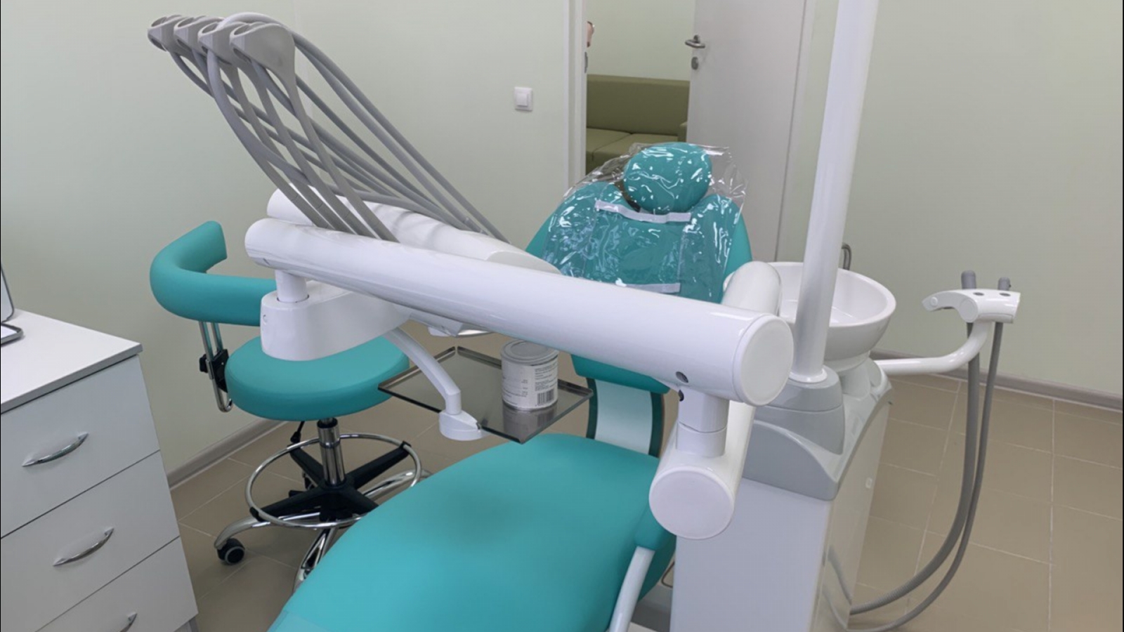 Апатитский стоматолог отработает смерть пациента
