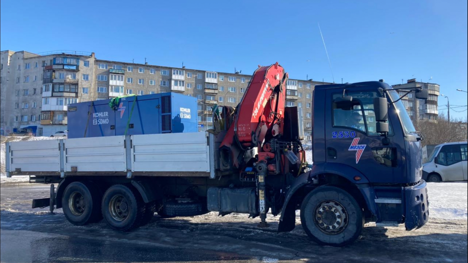Энергетики в Мурманске восстанавливают порванные строителями коммуникации
