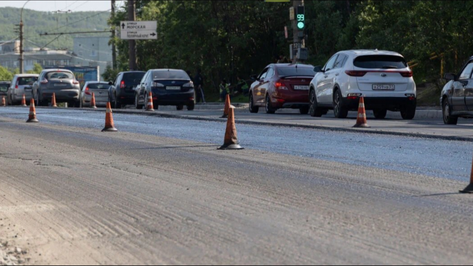 За год в Мурманске отремонтируют 50 участков дорог