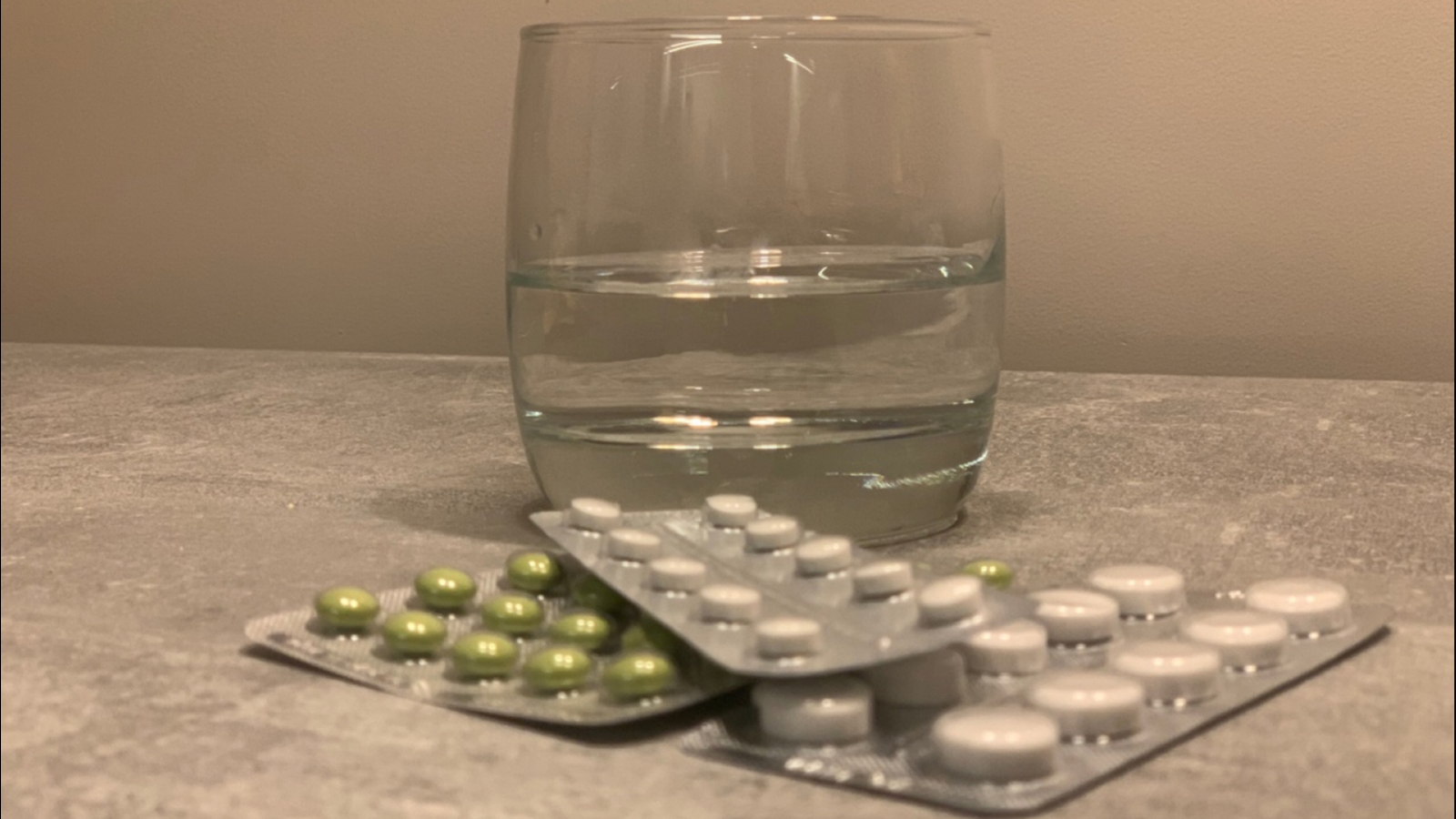 Мурманский врач: Как правильно пить таблетки