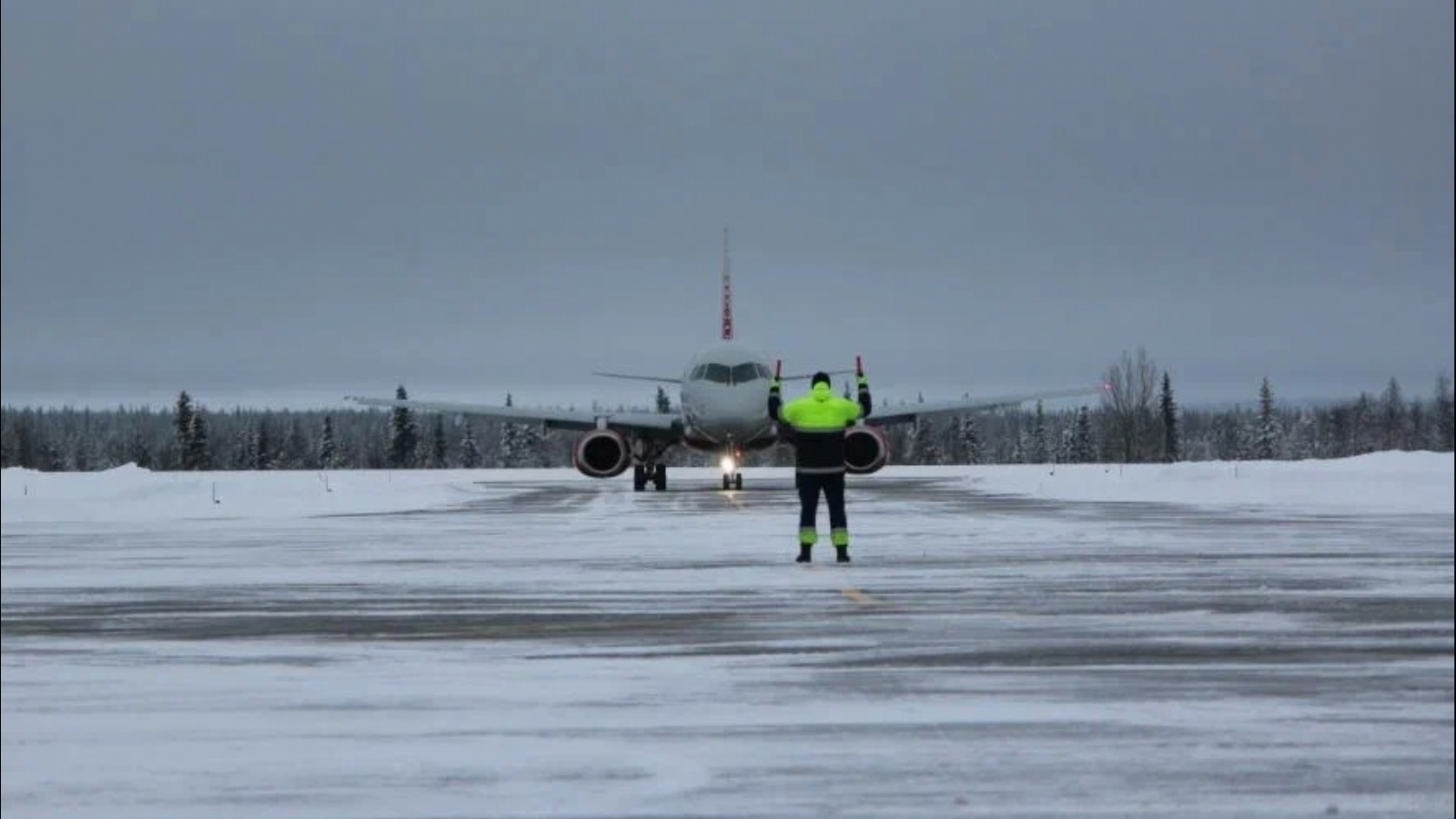 В аэропорт «Хибины» впервые прилетит 40-метровый авиалайнер
