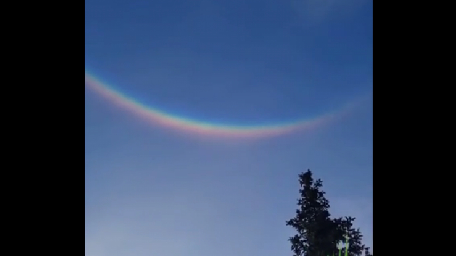 Северянка сняла на [видео] перевёрнутую радугу