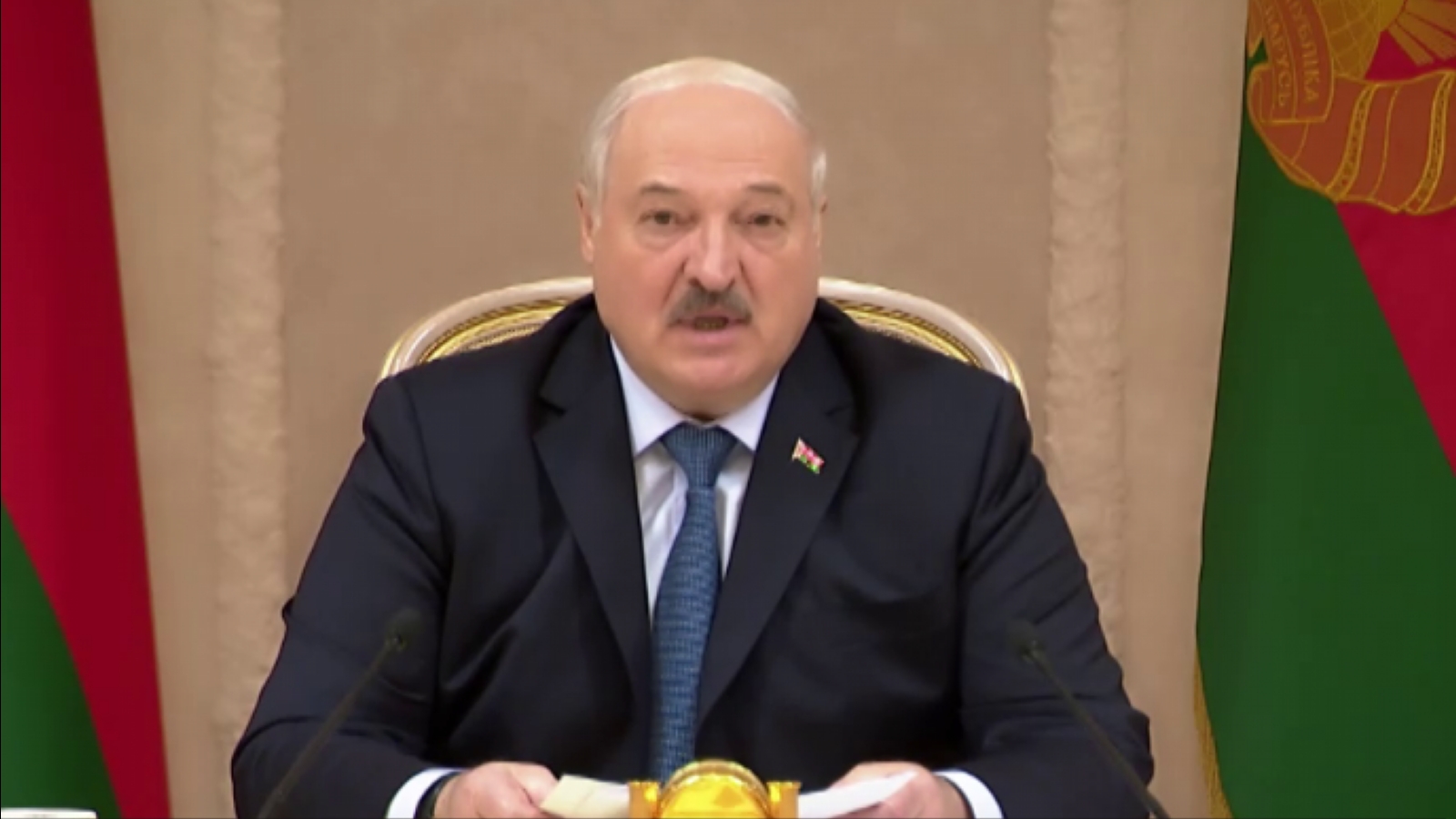 Лукашенко: Белоруссия может выйти на Севморпуть не через Мурманск
