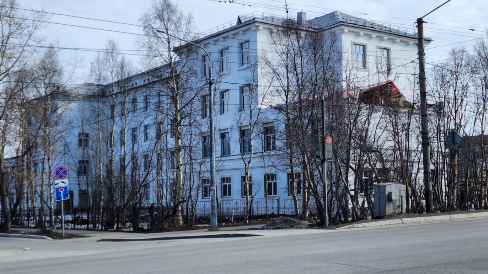 В Мурманске на школьные окна и двери потратят более 235 миллионов