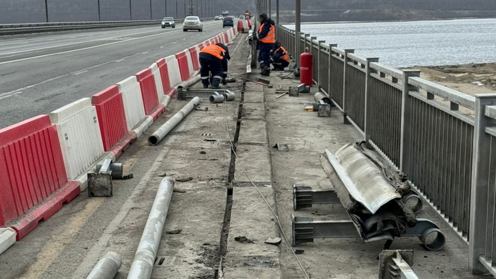 В Мурманске стартовал ремонт Кольского моста