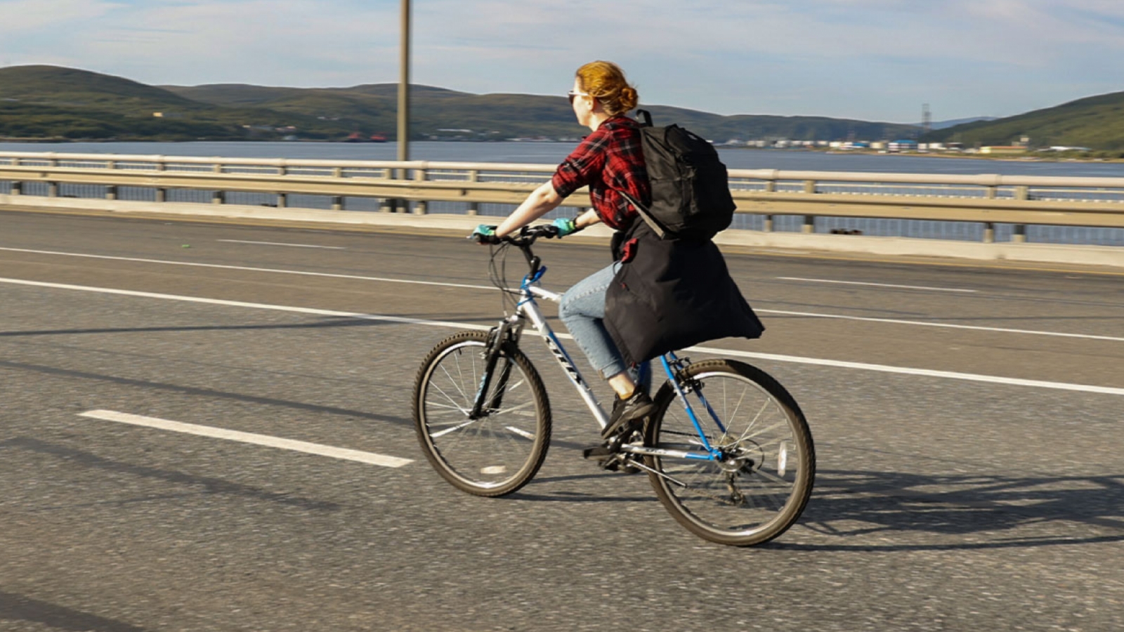 Финляндия продаёт велосипеды прибывших из России мигрантов 
