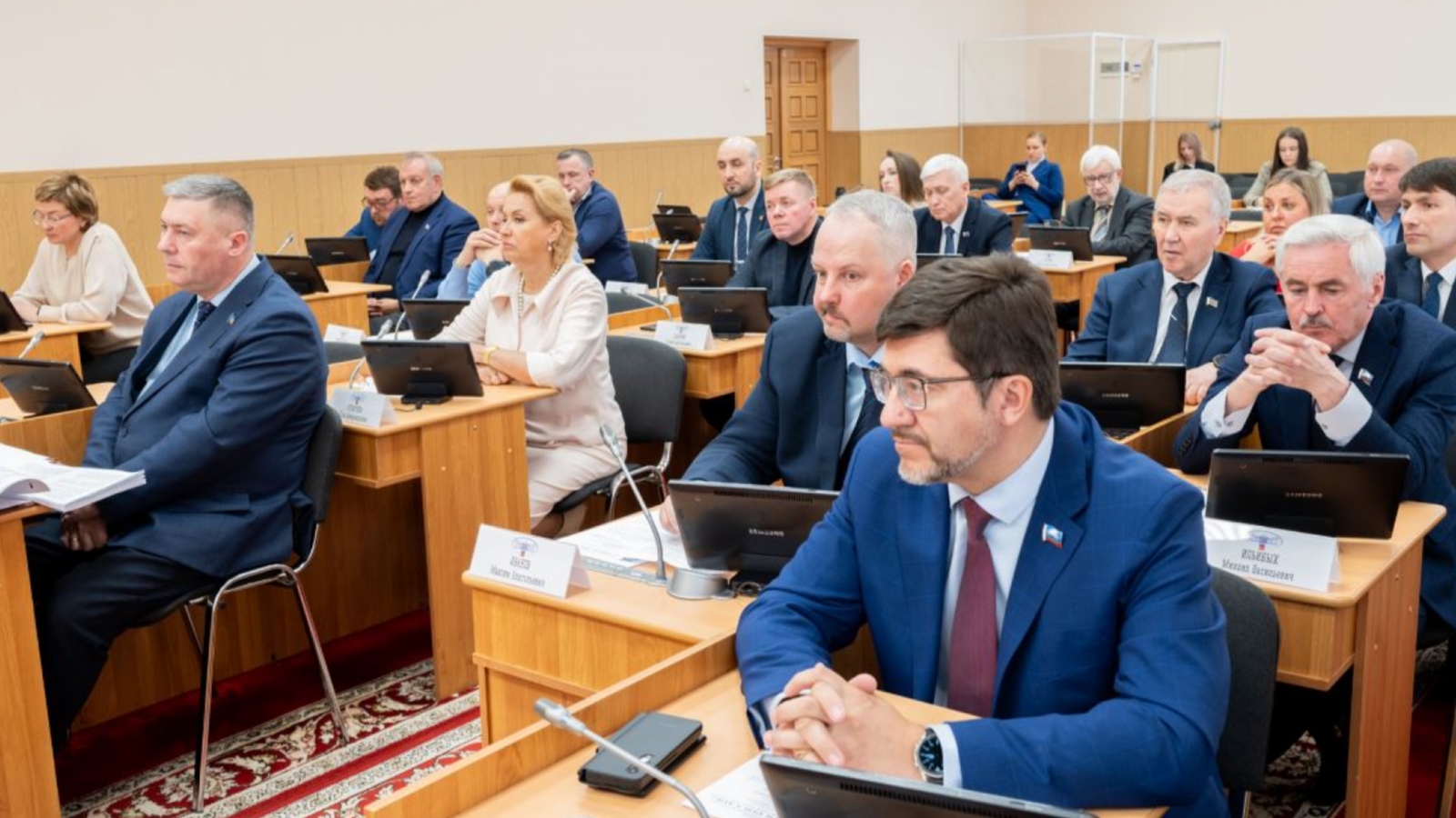 Депутаты Мурманской областной Думы дали свои наказы губернатору