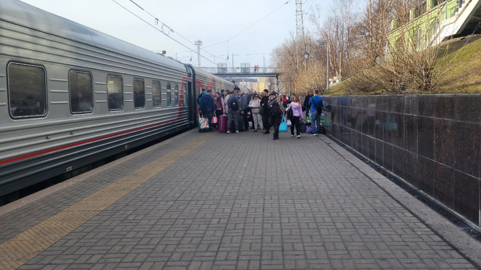Из Мурманска в Крым отправился первый поезд