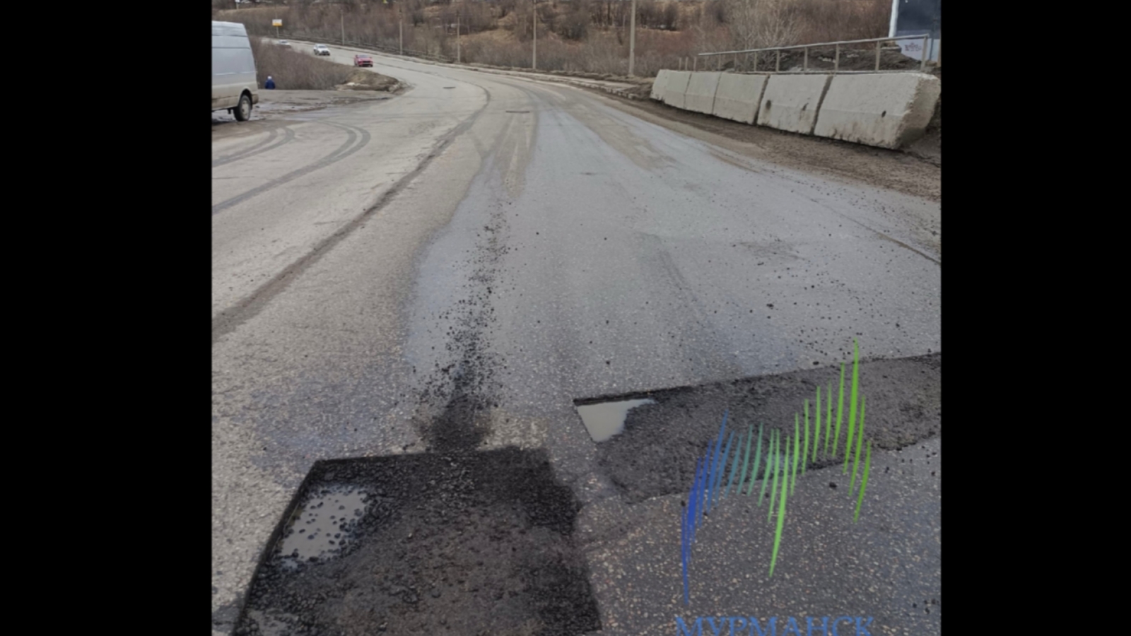 Отремонтированная дорога в Мурманске продержалась меньше двух дней