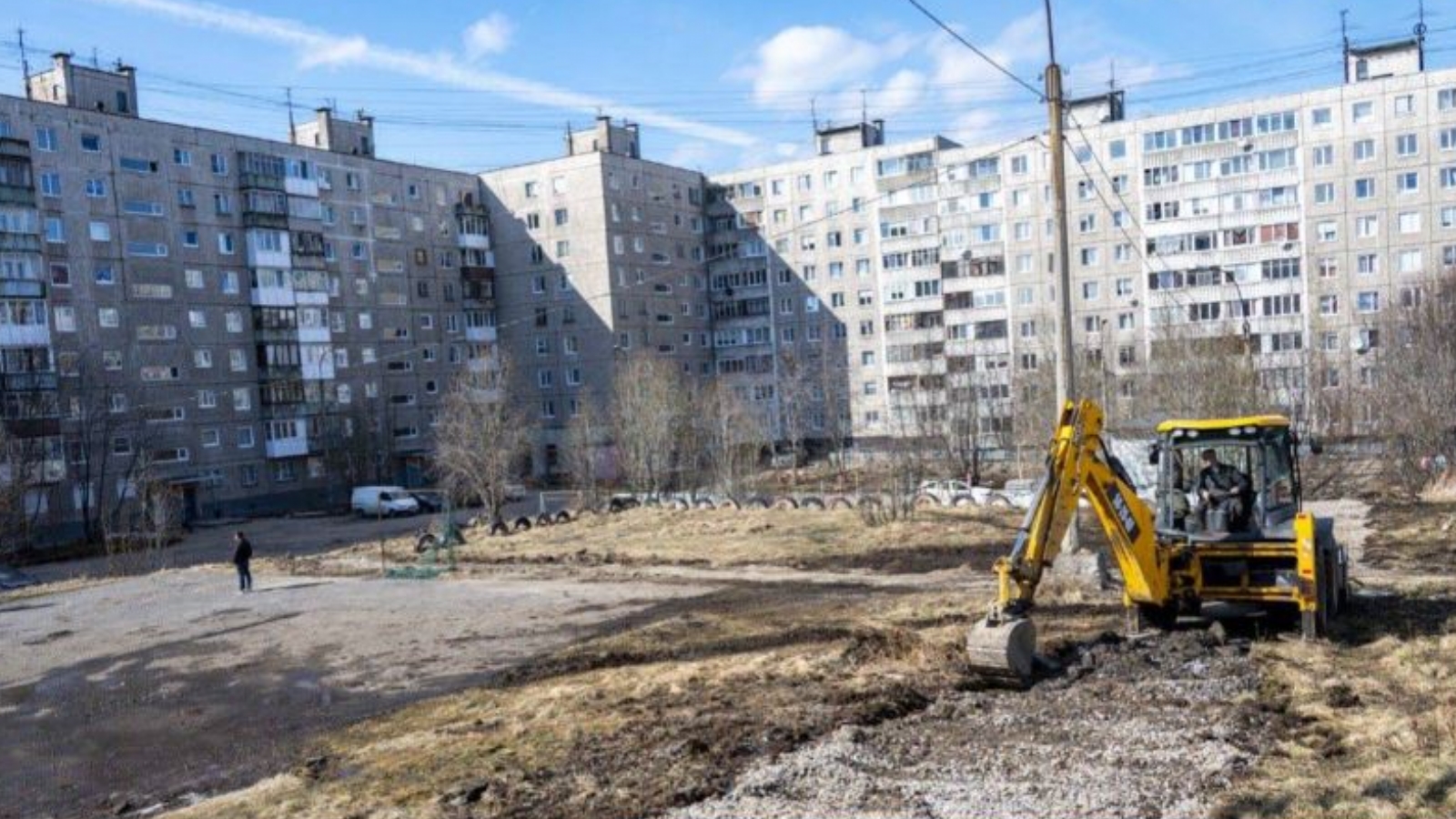 В Мурманске начали обустройство 8 детских площадок