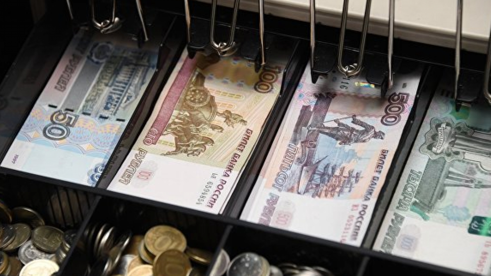 В Мурманской области стало меньше фальшивых денег