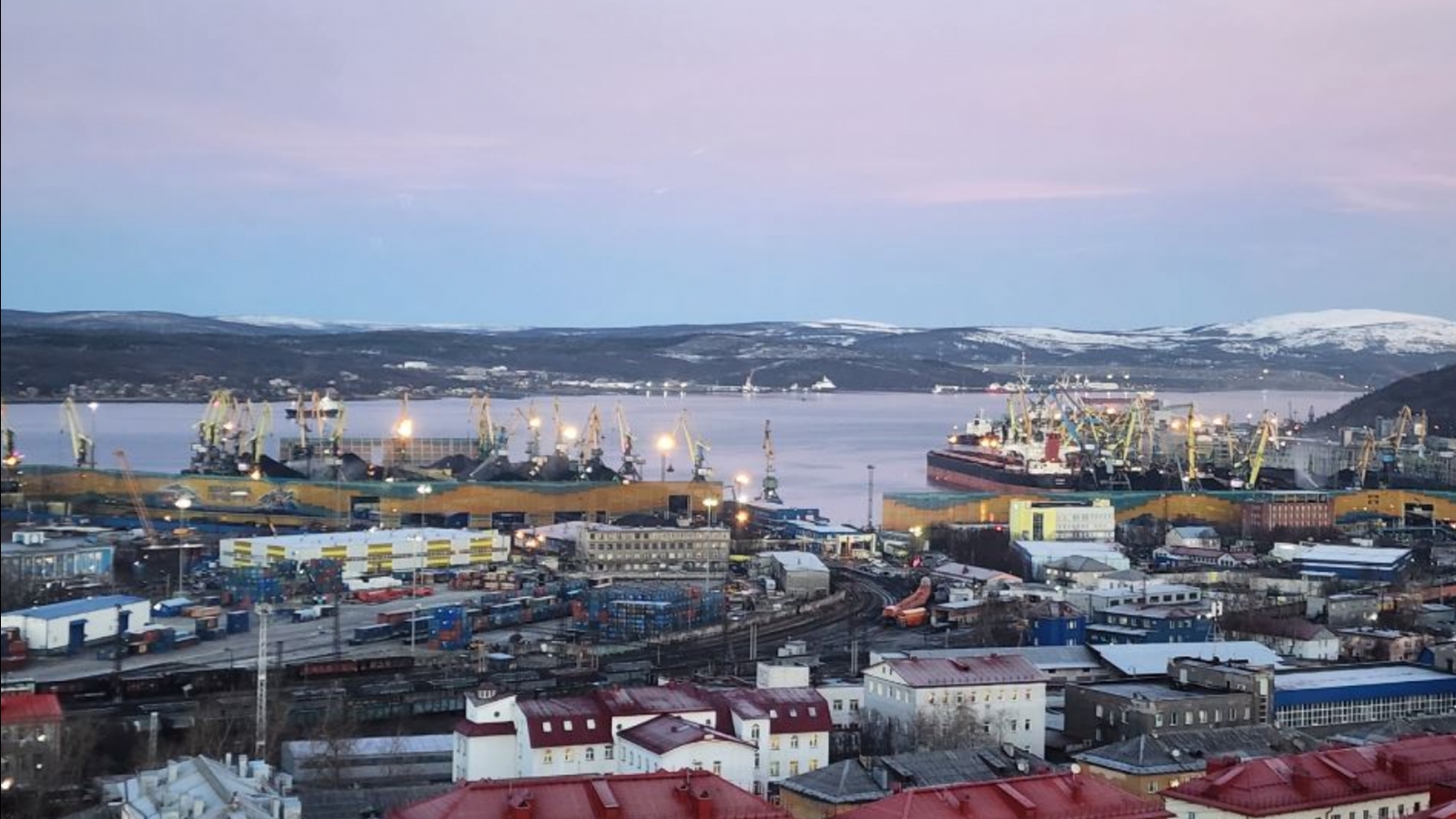 Мурманский порт может быть включён в федпроект опорной сети морских портов