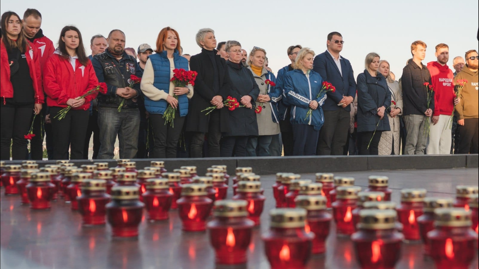 ЕР: Тысячи свечей зажгут в городах России в День памяти и скорби