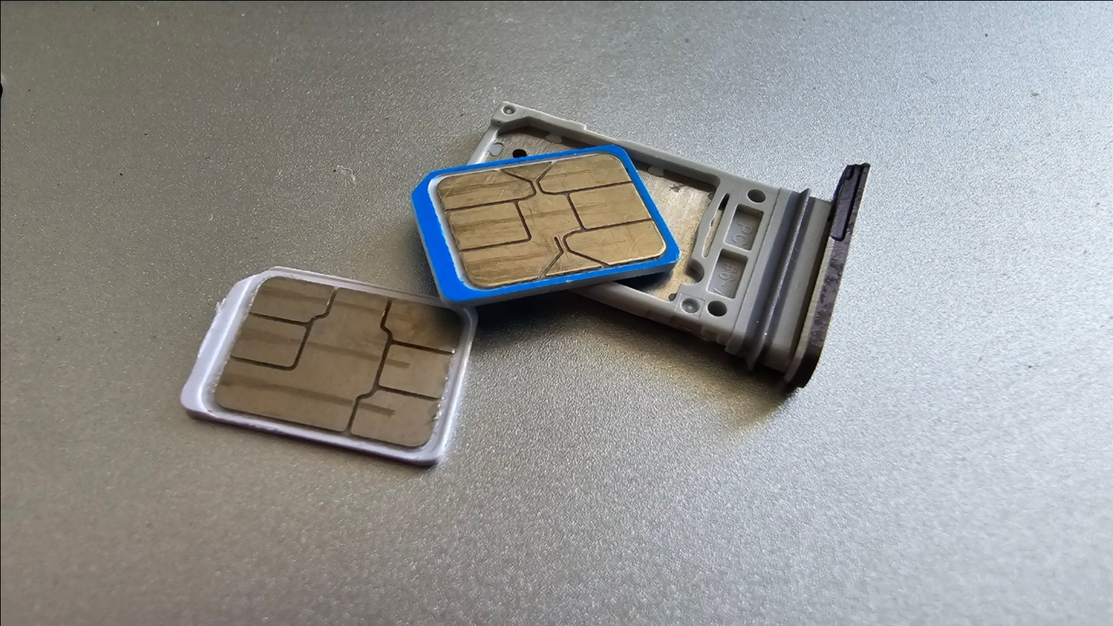 Госдума о sim-картах: Не больше 20 штук в одни руки